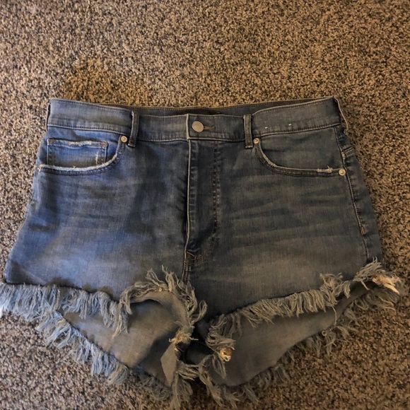 Express shorts- 14 - Picture 3 of 3